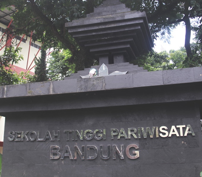 2020 - Sekolah Tinggi Pariwisata Bandung Wins the Challenge 1